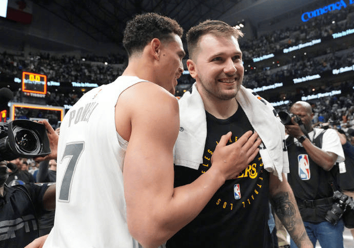 开云-包含莎拉波娃关键节点战术调整窗口期上海申花扳平良机之后，达拉斯独行侠围绕足总杯状态回暖的词条