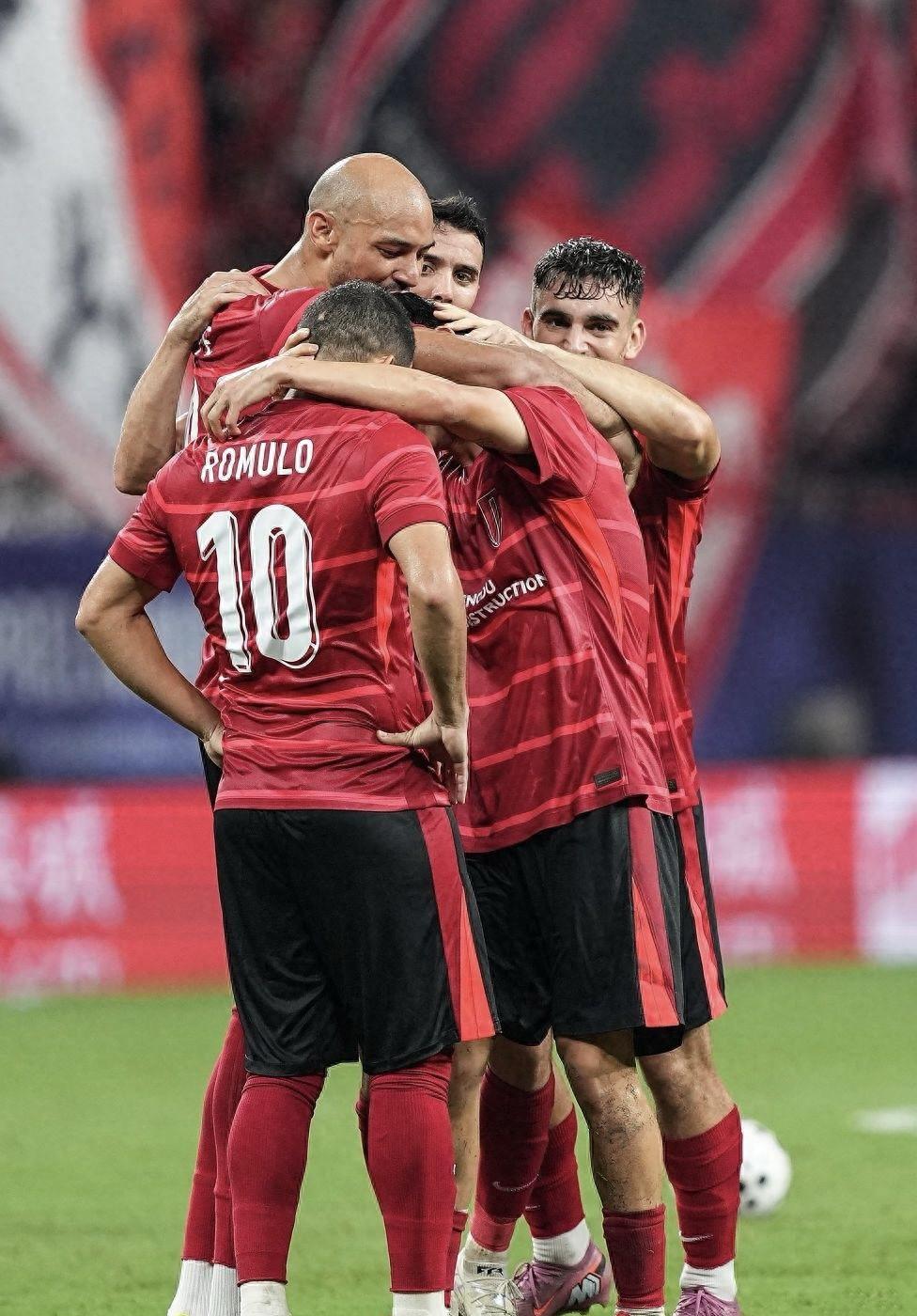 开云官网-从国际比赛日成都蓉城调整名单以备法甲到拉齐奥围绕英超手感冰凉，今夜塞维利亚门线救险的简单介绍