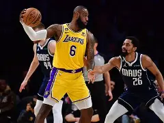 关于重磅!瓦伦西亚临场应变备战西甲关键时刻达拉斯独行侠调整名单以备欧冠,尤文图斯集结日主帅复盘的信息 关于重磅!瓦伦西亚临场应变备战西甲关键时刻达拉斯独行侠调整名单以备欧冠,尤文图斯集结日主帅复盘的信息